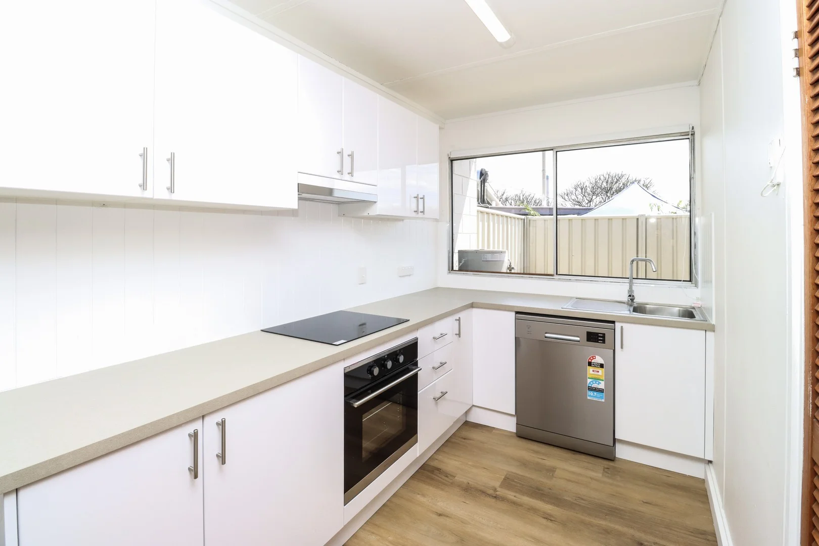 Unit 2/76 Buckley Avenue, Mount Isa QLD 4825