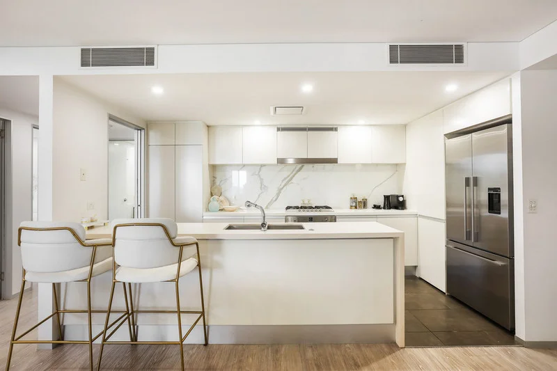 Additional image 4 of 1032/2-14 The Esplanade, Burleigh Heads QLD 4220
