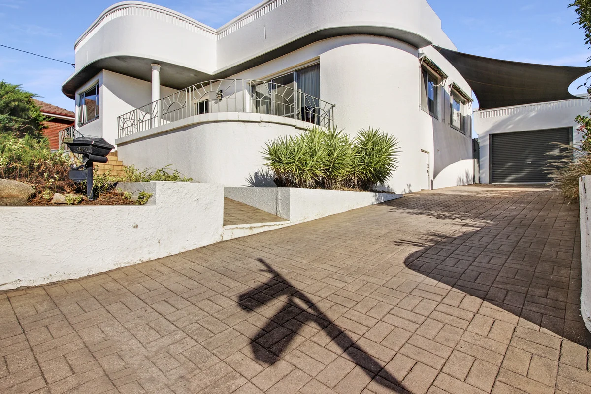 120 Coleman Street, Turvey Park NSW 2650