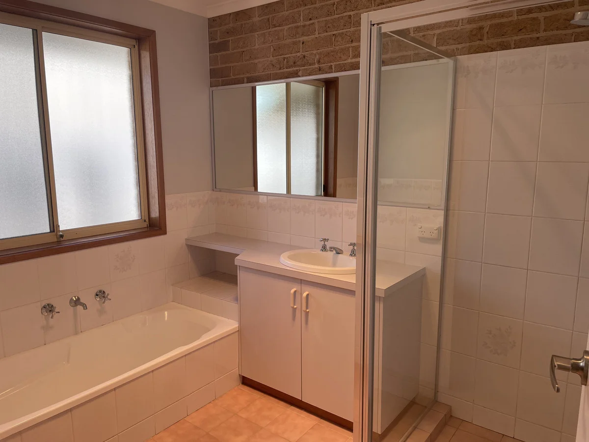 Additional image 8 of 2/476 Regina Avenue, North Albury NSW 2640