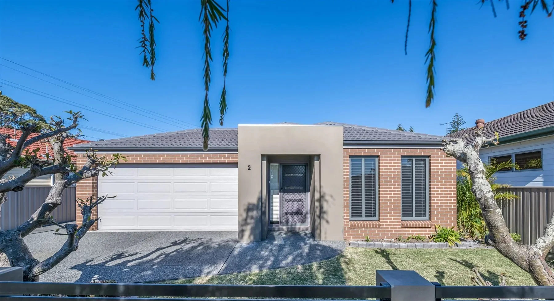 2 Marks Point Road, Marks Point NSW 2280