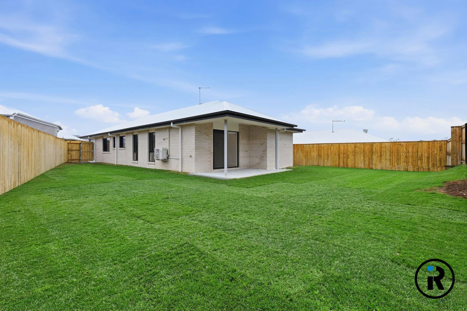 Additional image 16 of 8 Matterhorn Way, White Rock QLD 4306