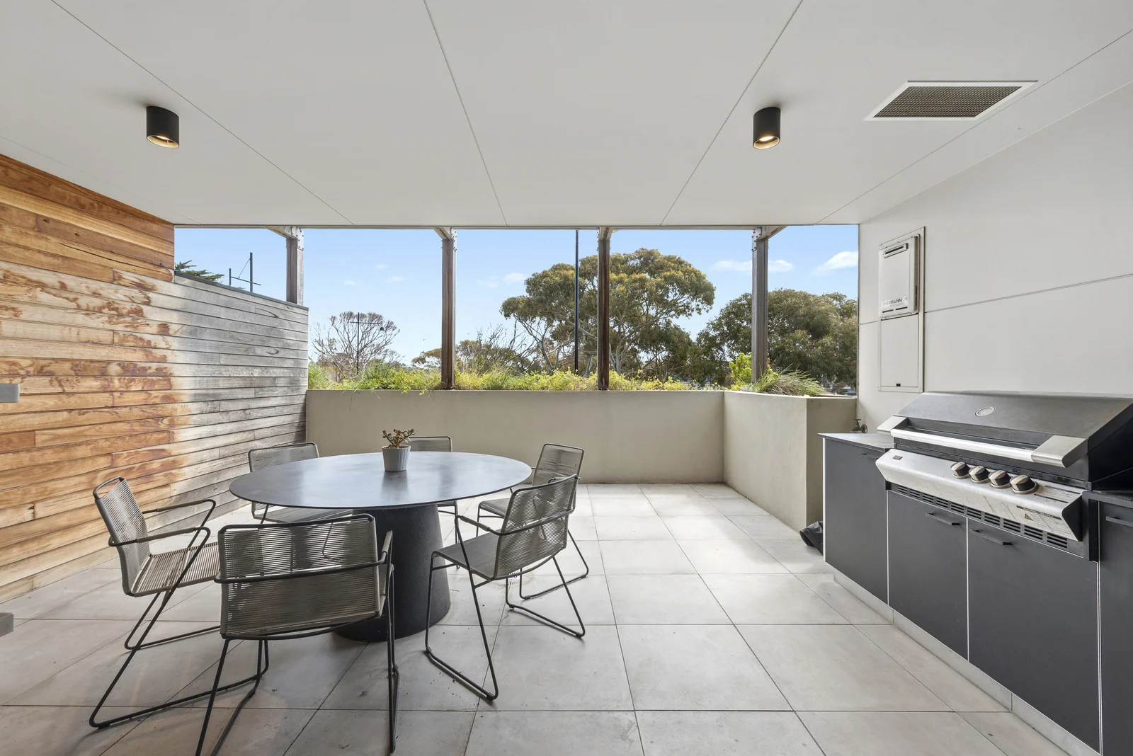 Additional image 5 of 1/142 Ocean Beach Road, Sorrento VIC 3943
