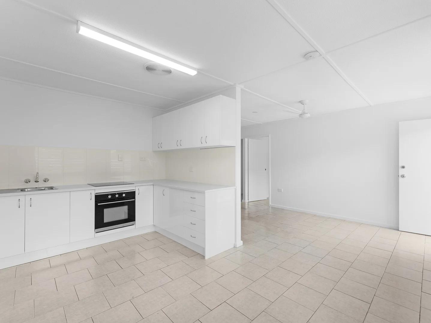Additional image 4 of 4/550 Esplanade, Urangan QLD 4655