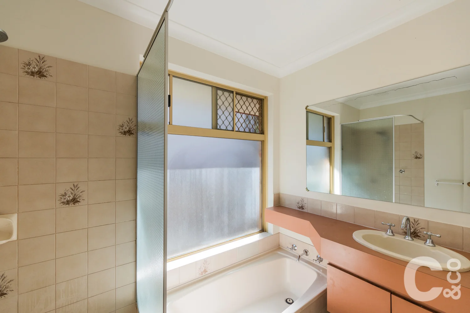Additional image 16 of 5 Keedes Court, Parmelia WA 6167