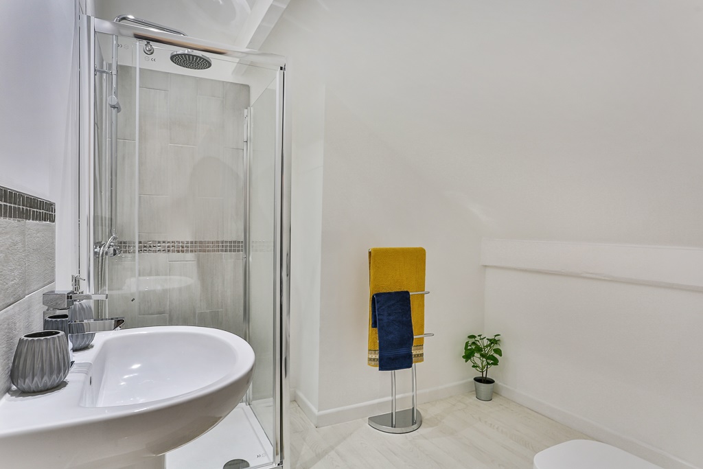 Additional image 11 of 3 Bed End Terrace, Chesterfield Road, S8, N1 7GU