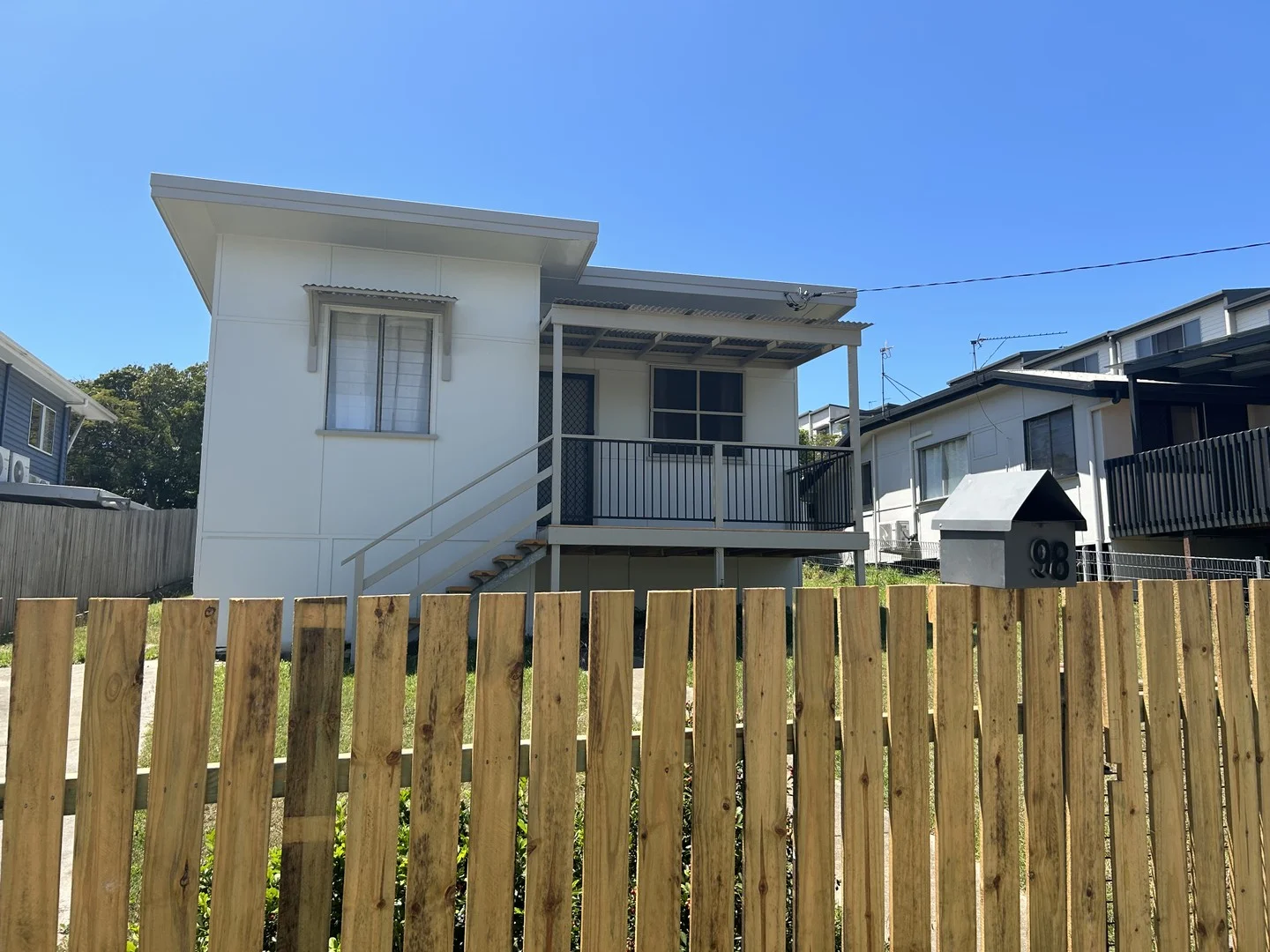 98 Glenlyon Street, Gladstone QLD 4680