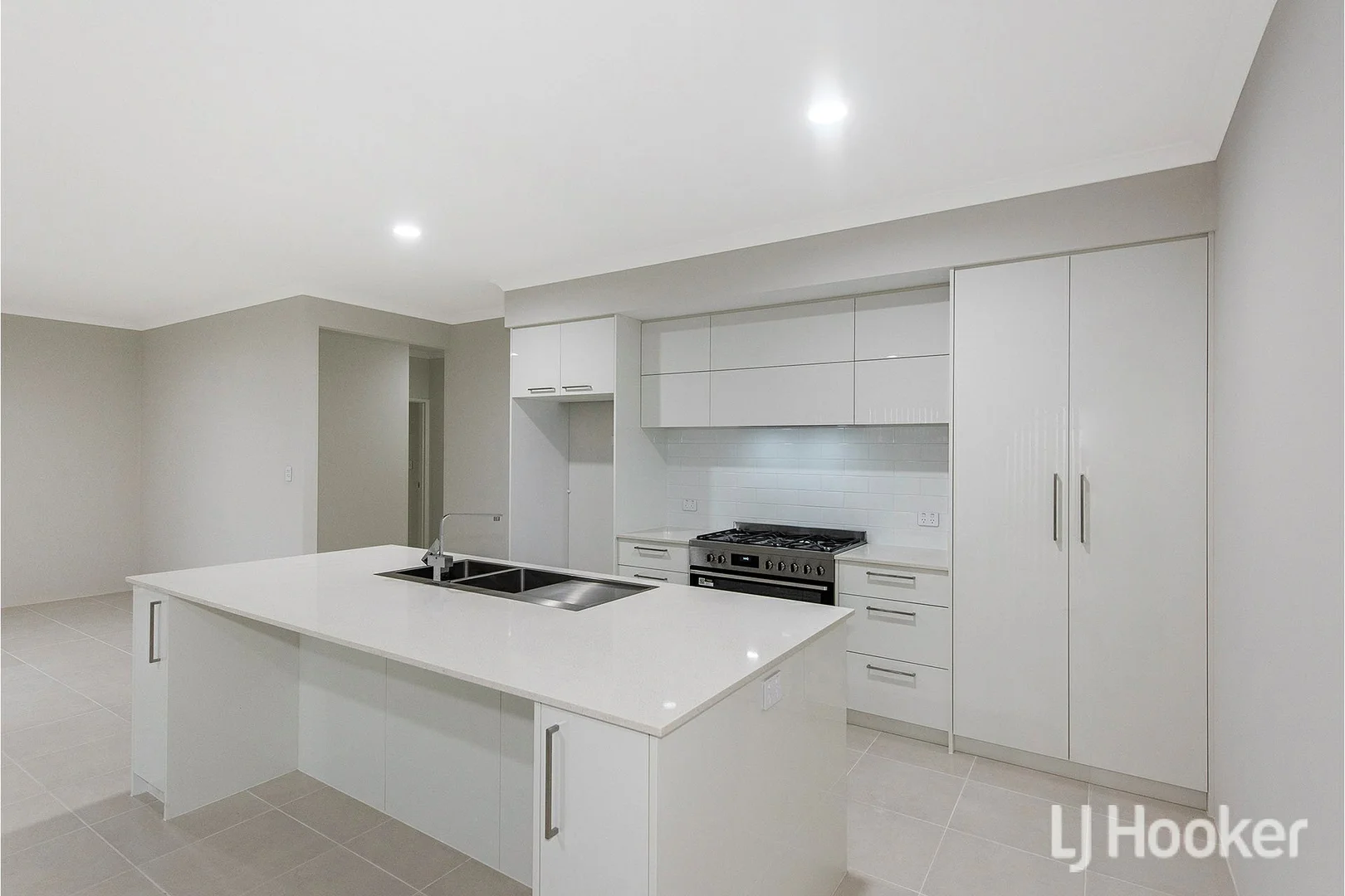 Additional image 4 of 6 Sunrise Court, Canning Vale WA 6155