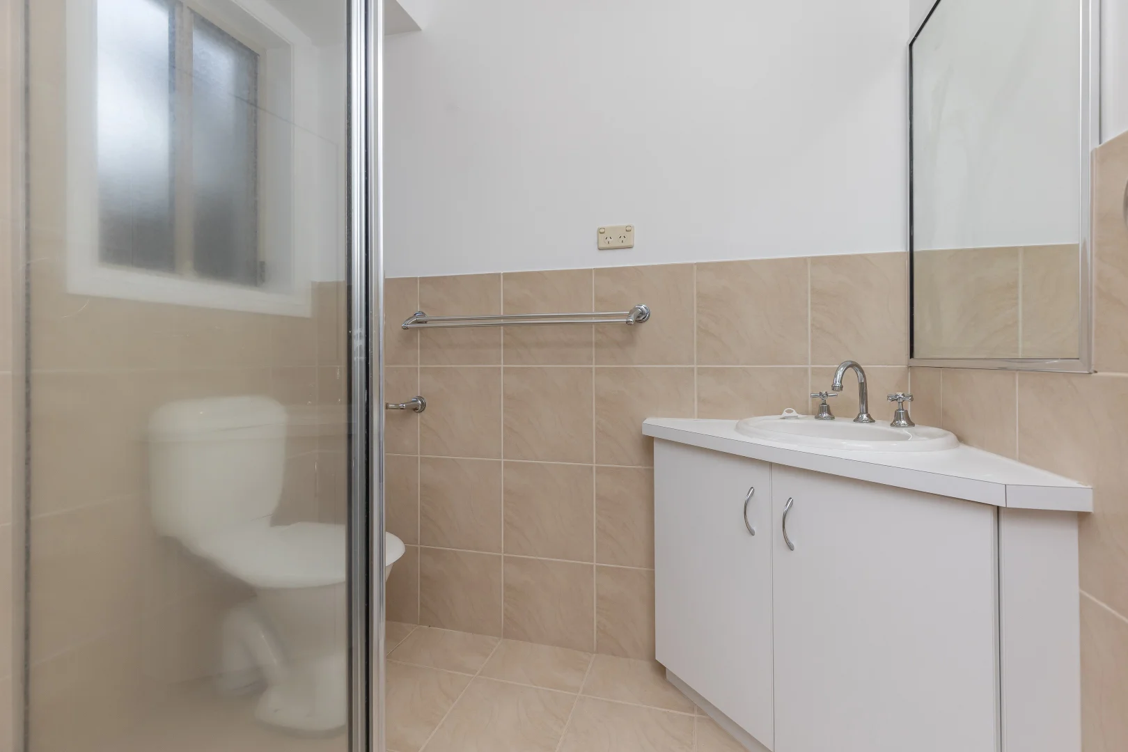 Additional image 8 of 95 Yentoo Drive, Glenfield Park NSW 2650