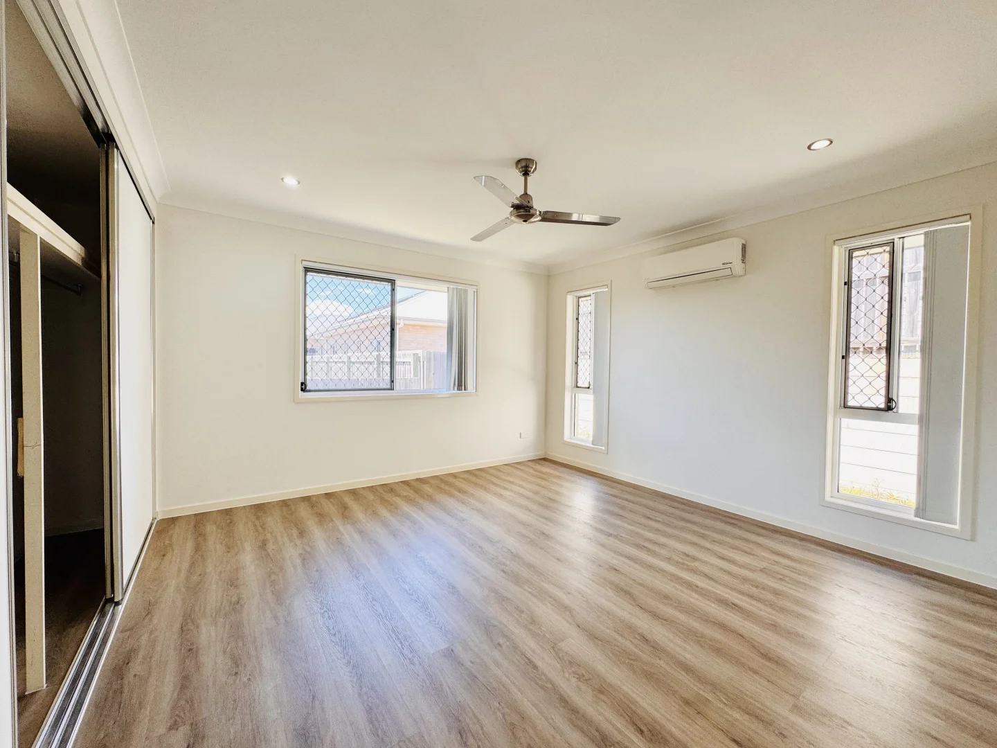 Additional image 5 of 17 Lindwall Court, Springfield Lakes QLD 4300