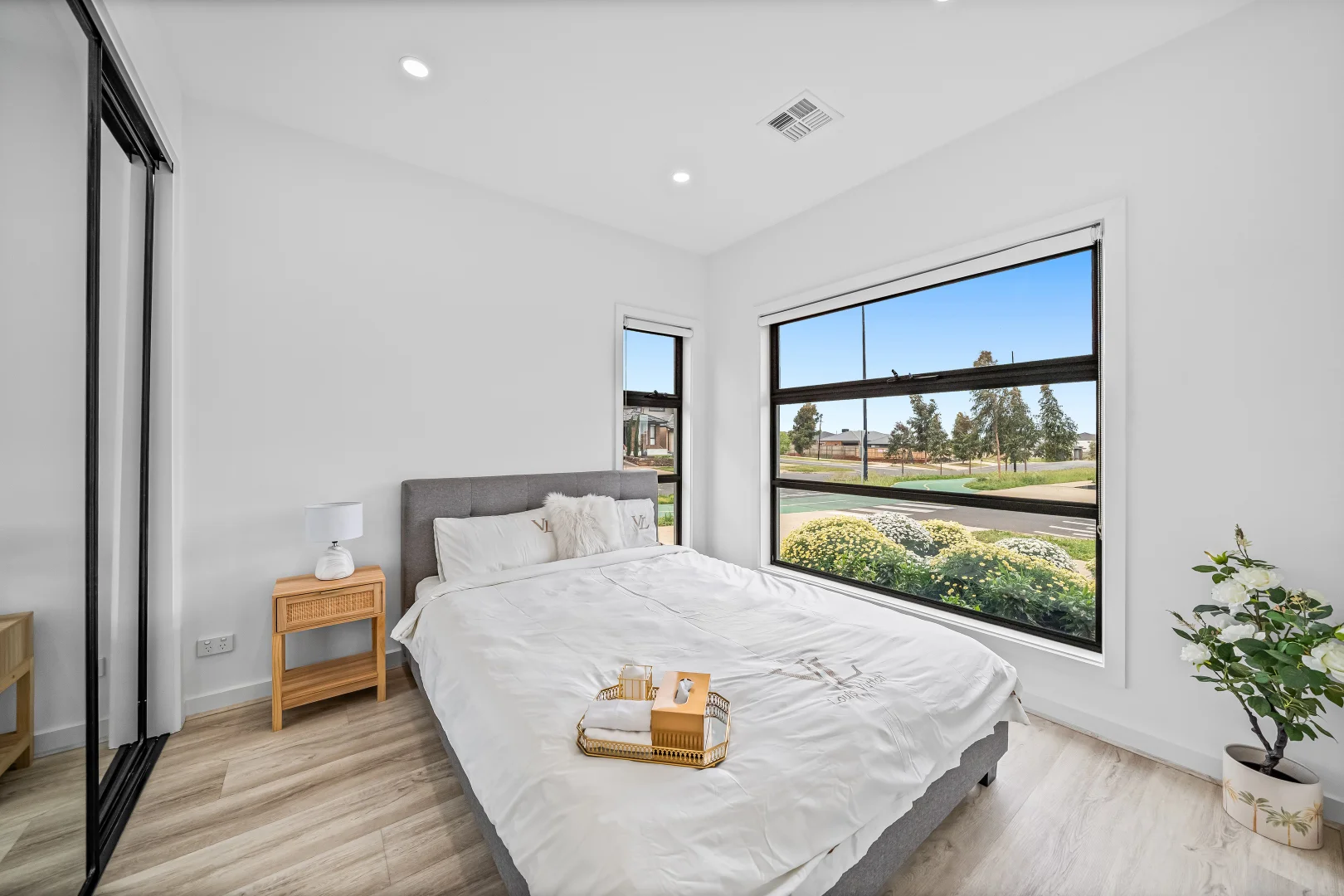 Additional image 13 of 2 Freshwater Way, Fraser Rise VIC 3336