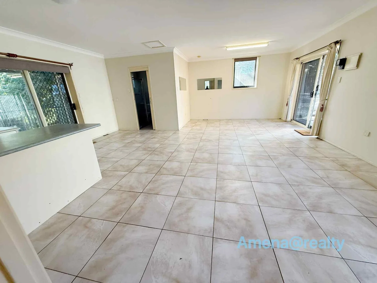 Additional image 10 of 271 Old Logan Road, Camira QLD 4300