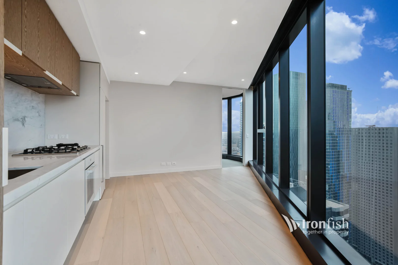 Additional image 2 of 5305/370 Queen Street, Melbourne VIC 3000