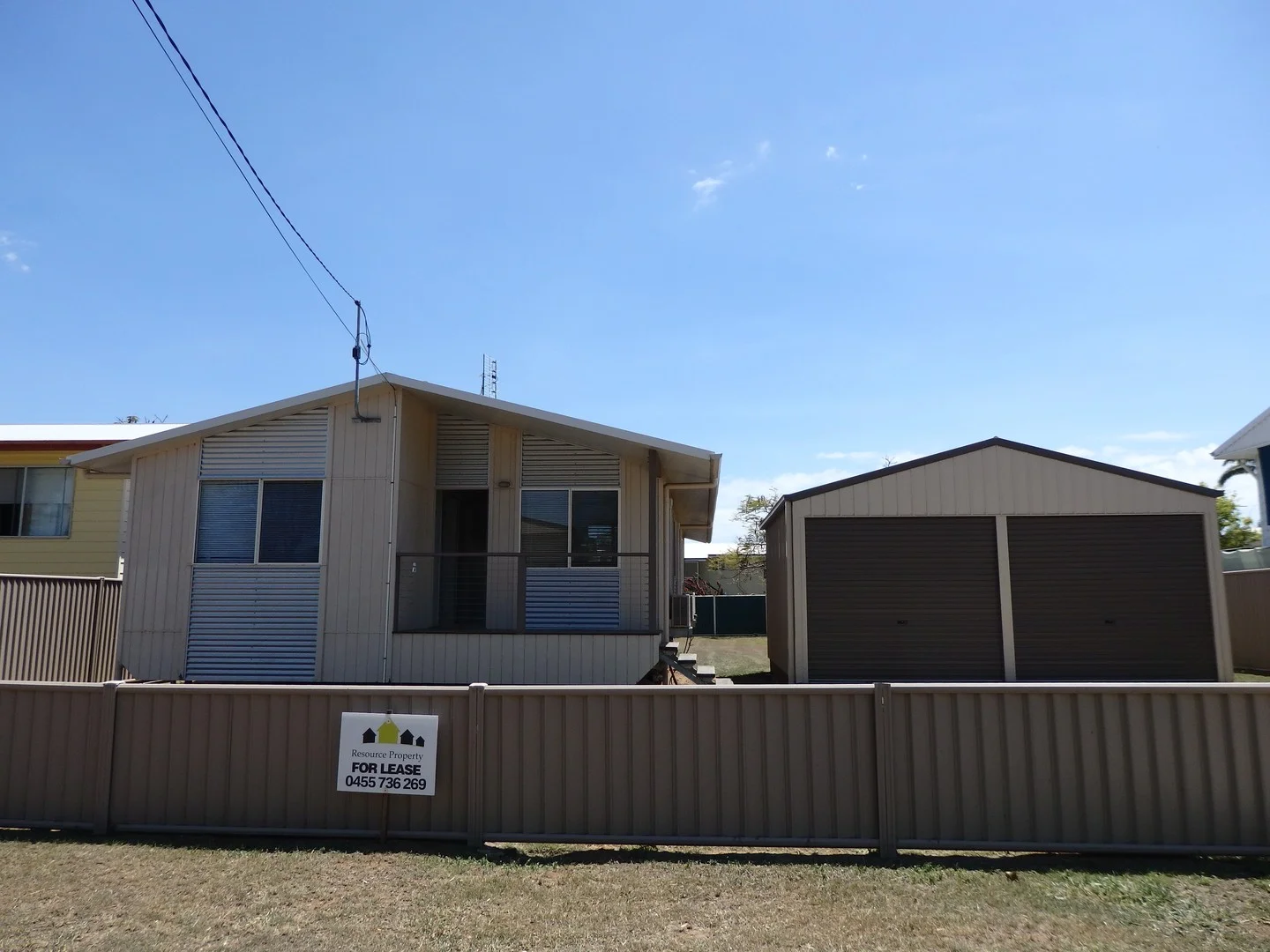 4 Bean Street, Blackwater QLD 4717