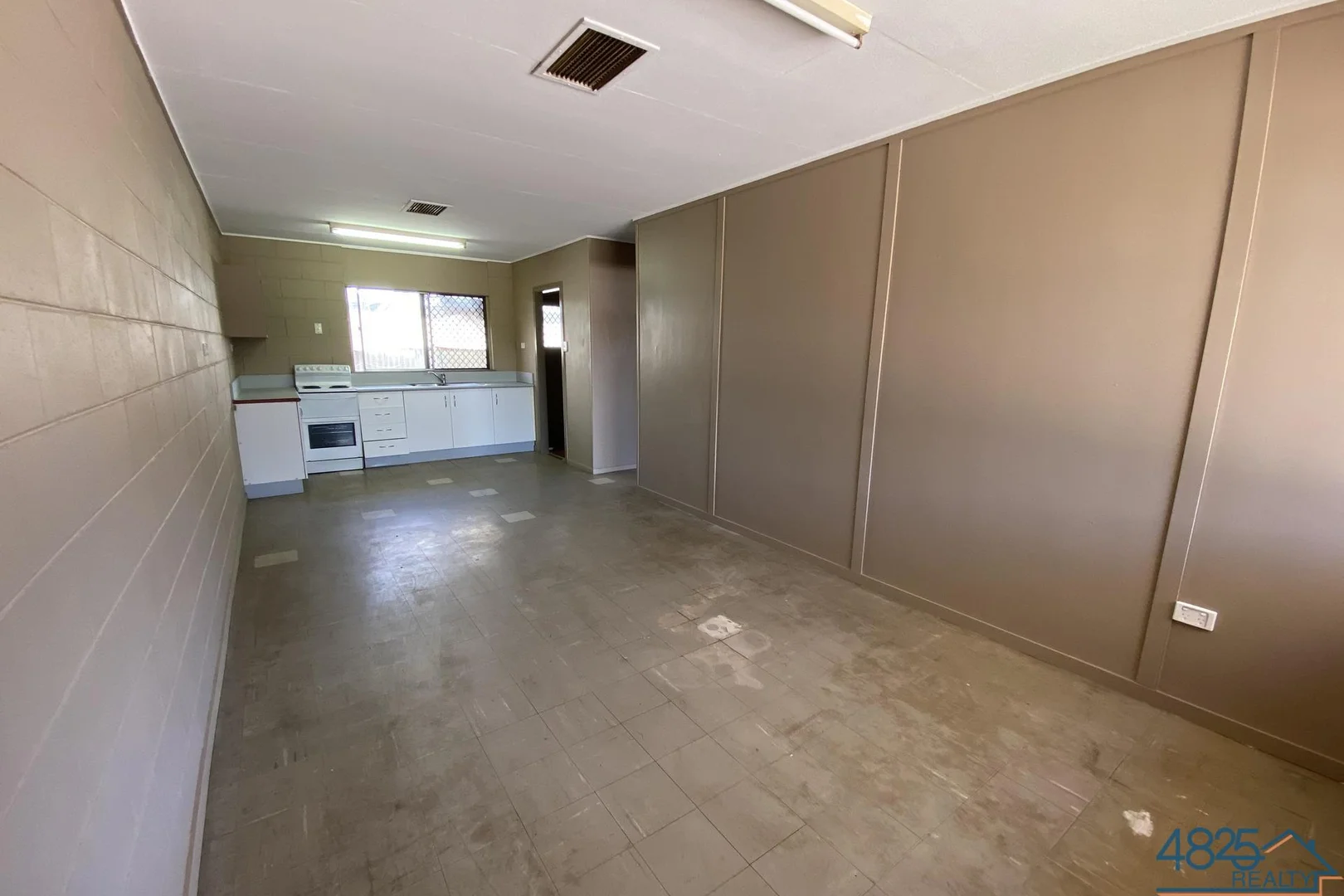 Additional image 2 of 2/32 Flynn Street, Mount Isa QLD 4825