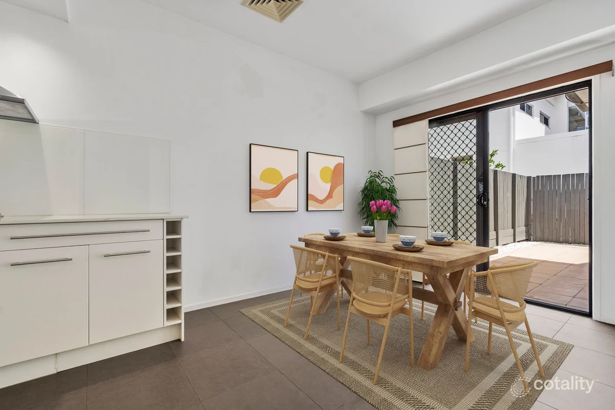 Additional image 3 of 12 Reach Place, Bulimba QLD 4171