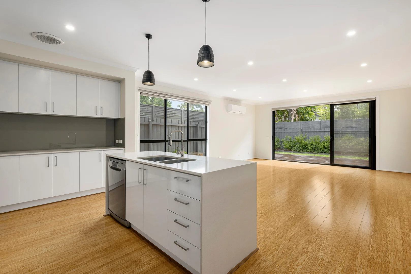 Additional image 3 of 175a Linacre Road, Hampton VIC 3188