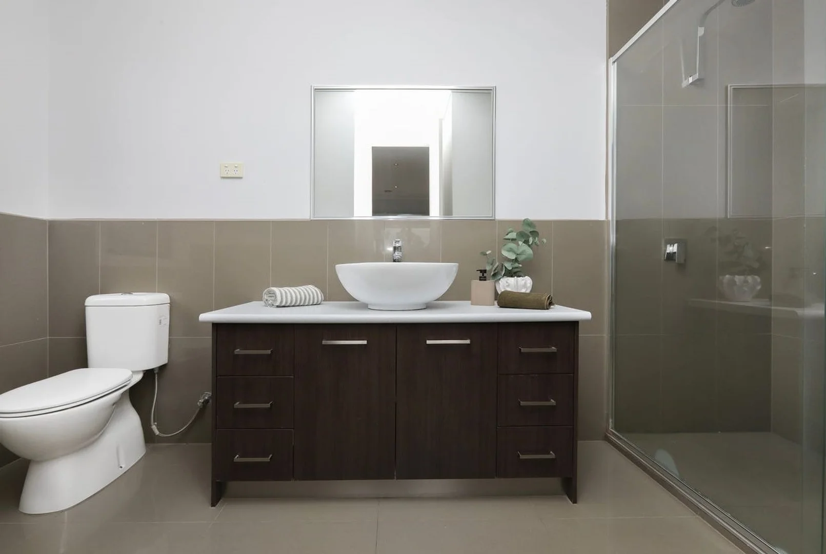 Additional image 7 of 13 Viewside Crescent, Craigieburn VIC 3064