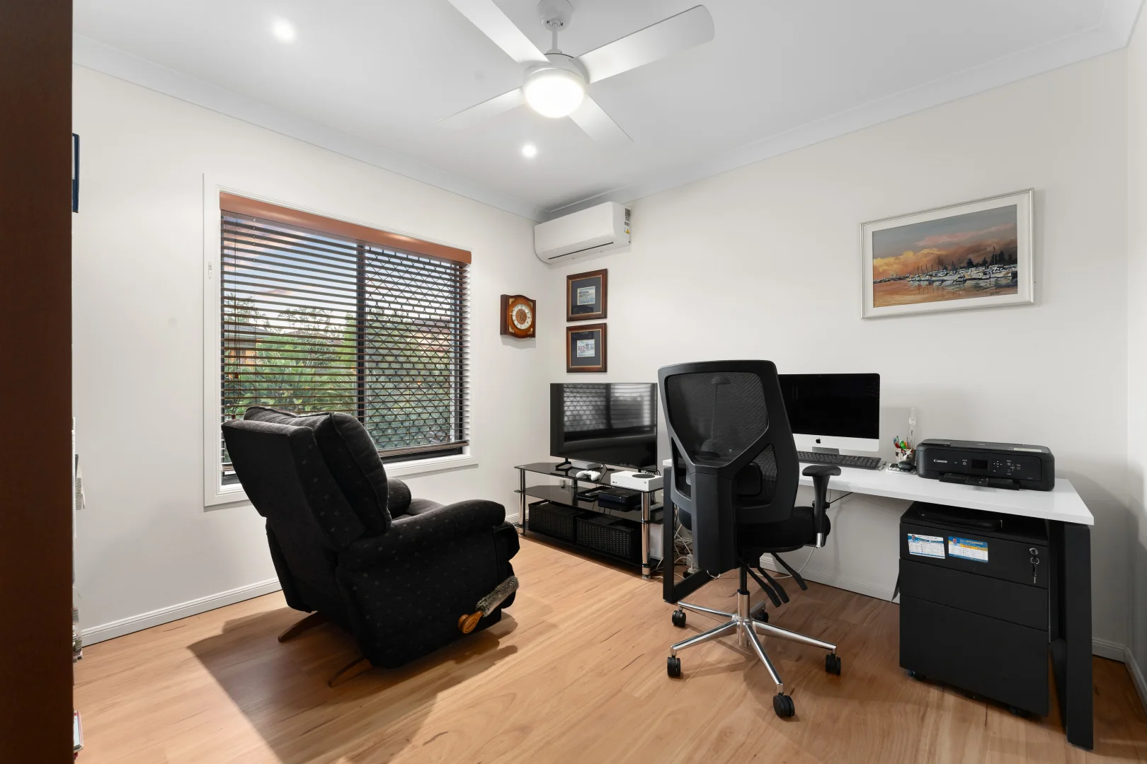 Additional image 12 of 30 Nottinghill Gate Drive, Arundel QLD 4214