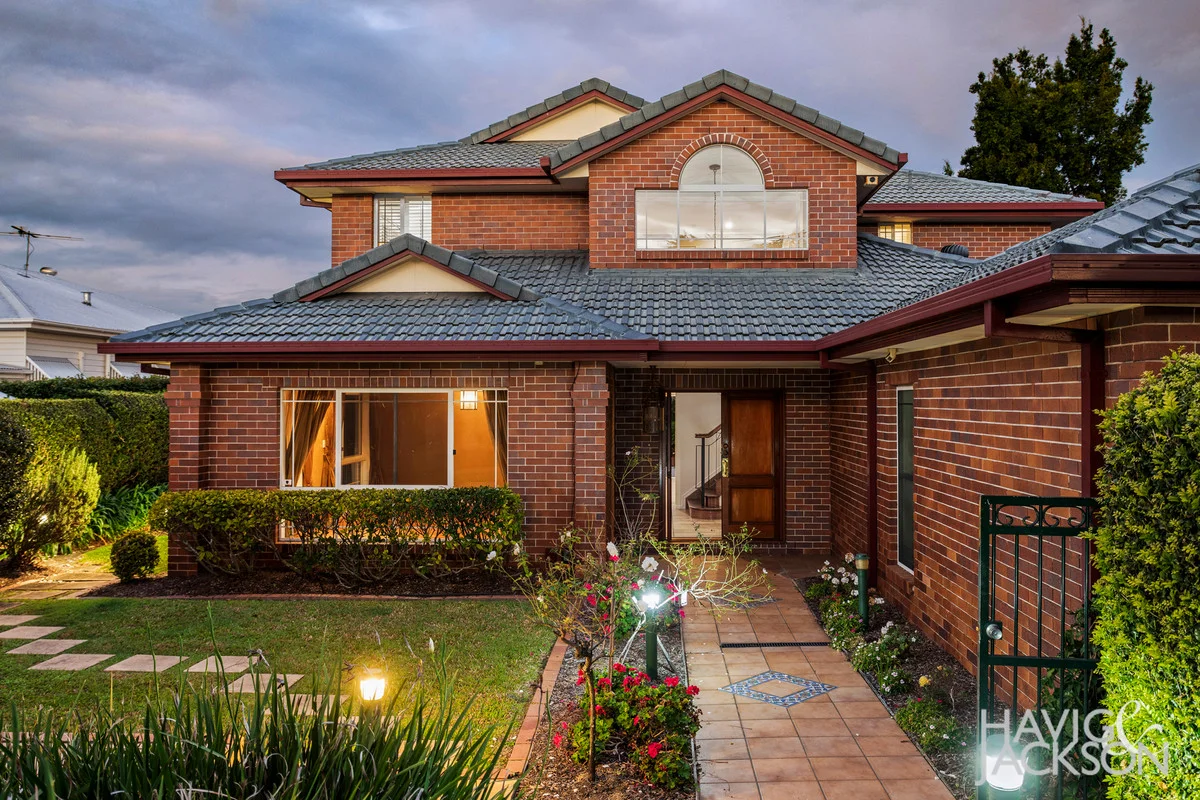 Additional image 2 of 37 Hipwood Road, Hamilton QLD 4007