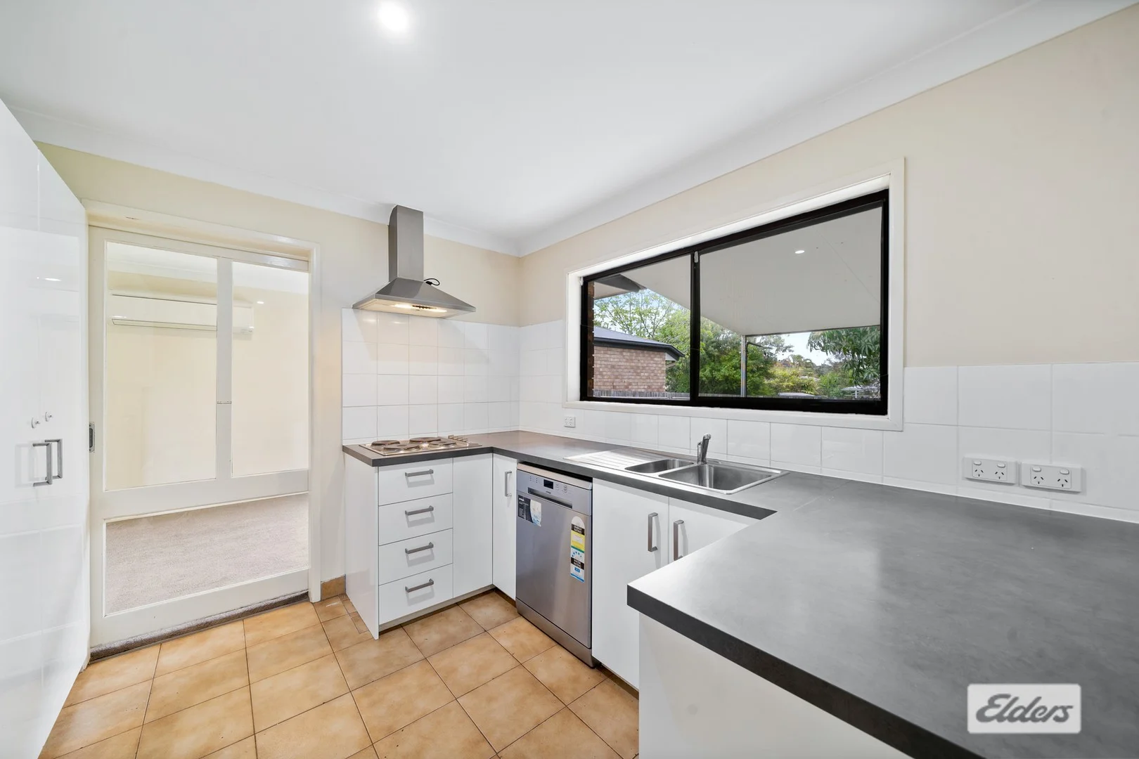 1/3 Turill Street, Shailer Park QLD 4128