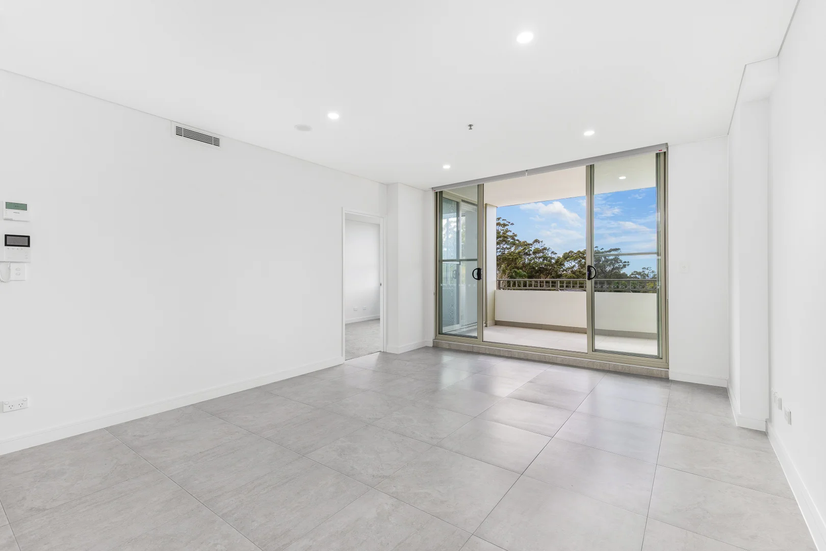 Additional image 3 of 303/12-16 Fauna Place, Kirrawee NSW 2232