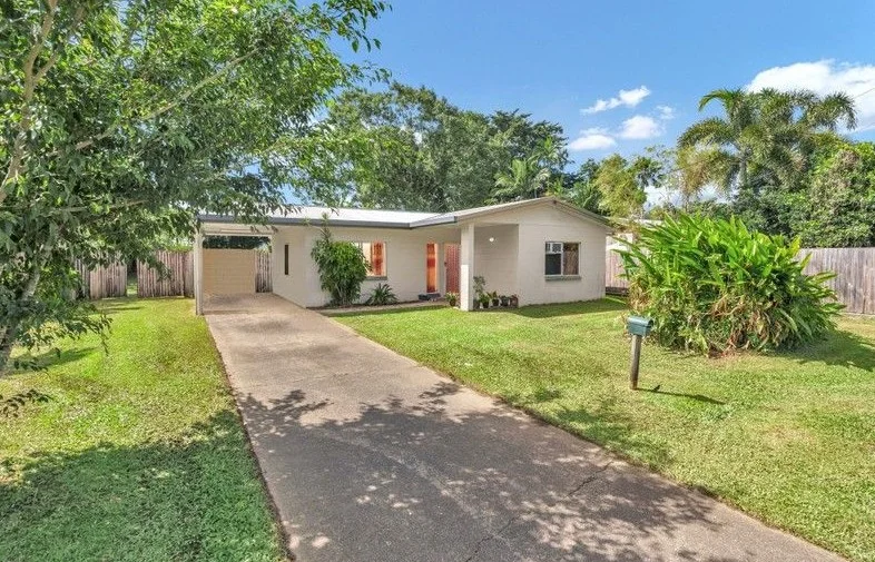 22 Dunbar St, Mooroobool QLD 4870