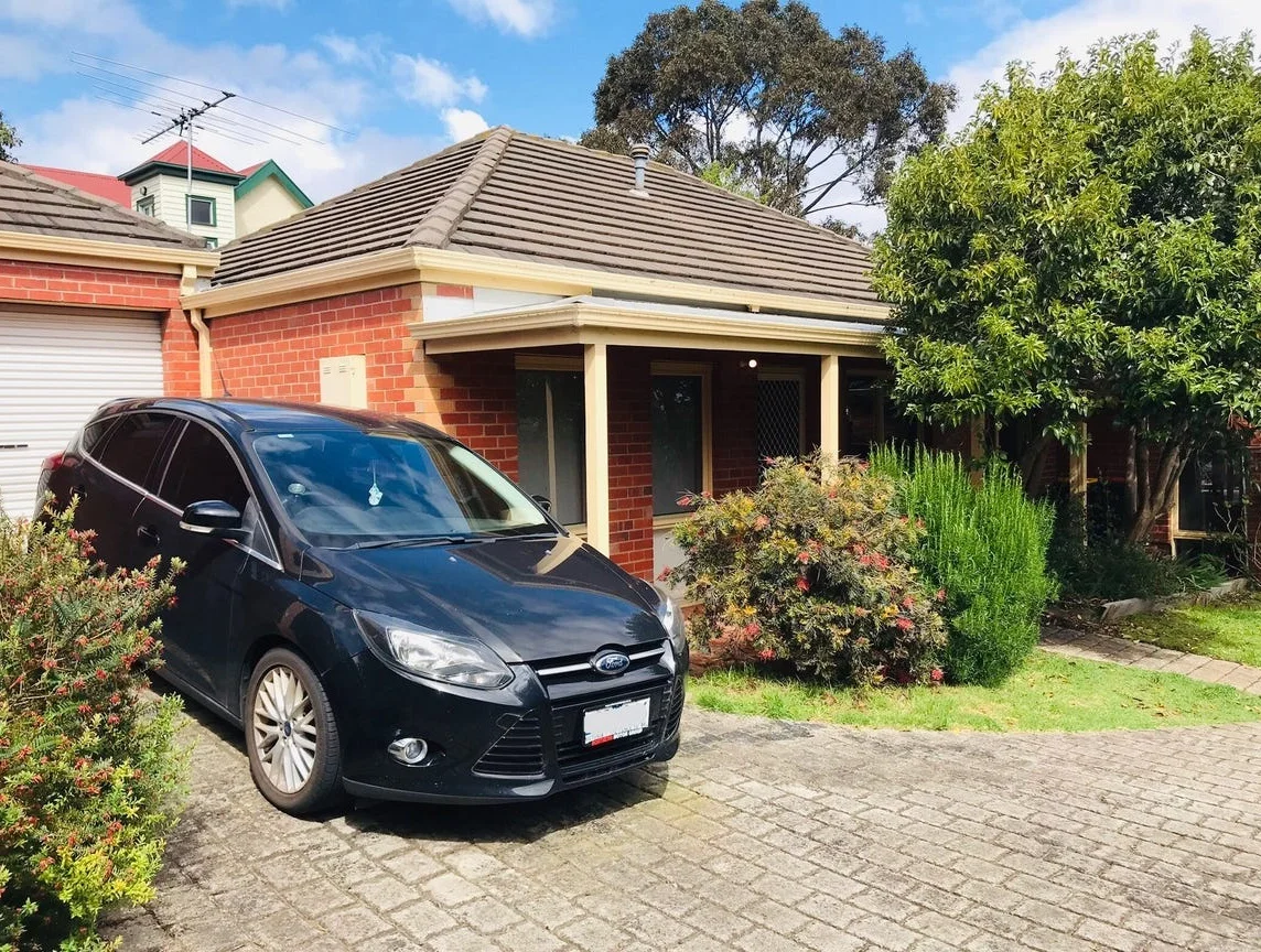 2/5 Derry Street, Aberfeldie VIC 3040