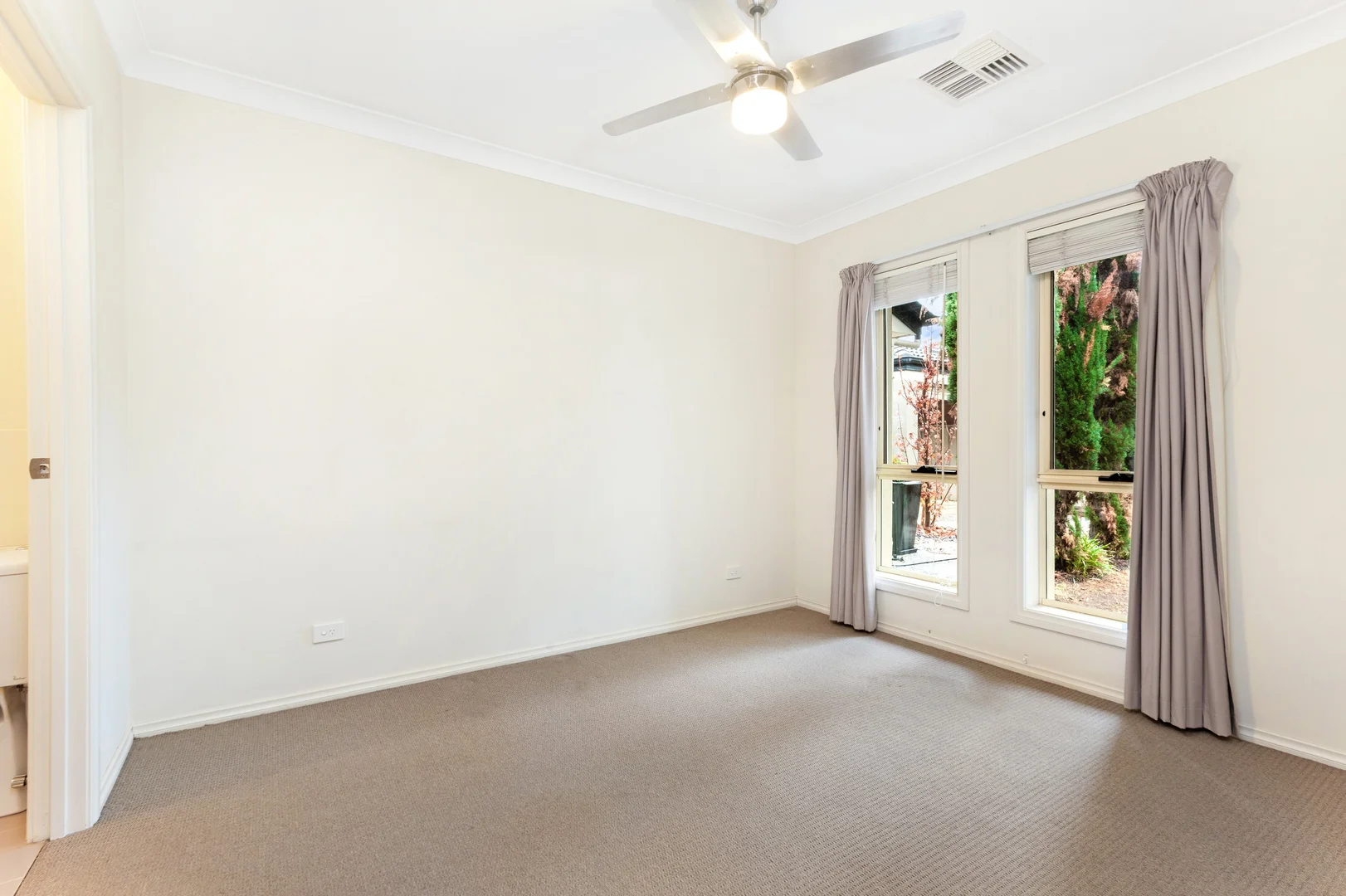 Additional image 5 of 1a Winifred Avenue, Glandore SA 5037