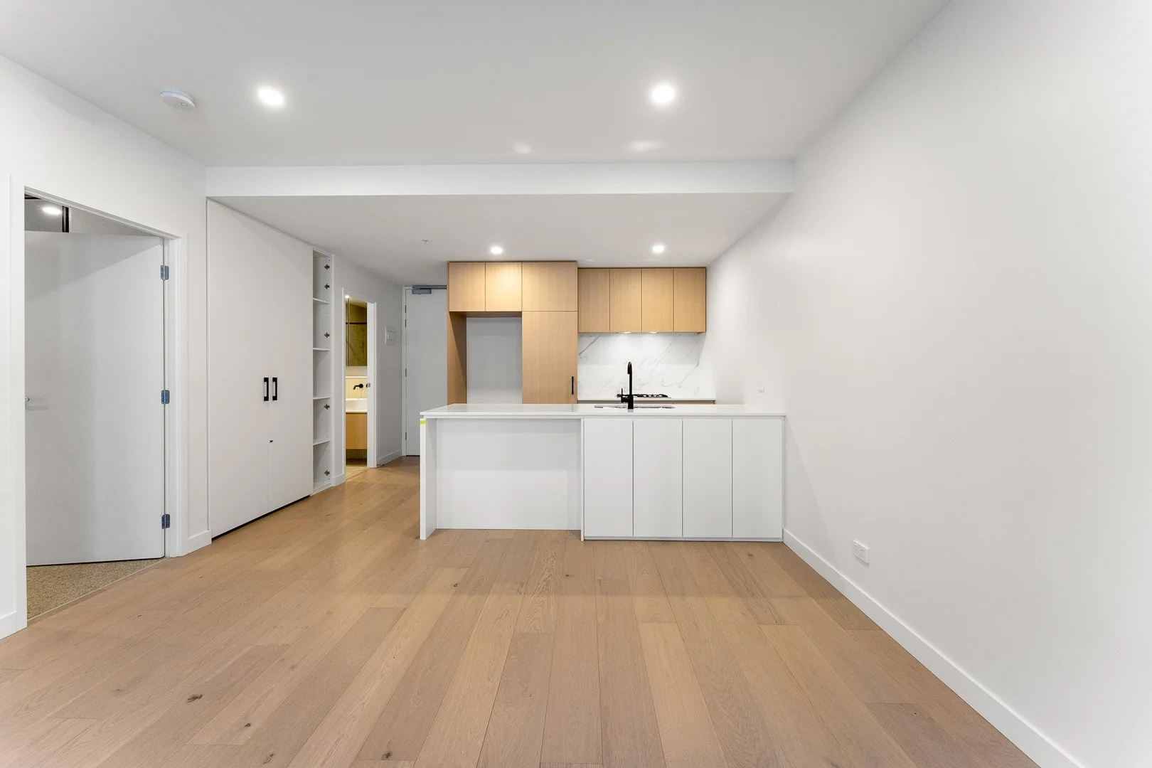 302c/45 Linden Avenue, Ivanhoe VIC 3079