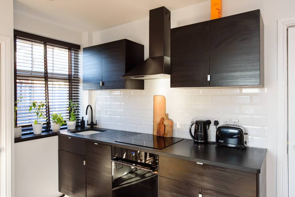 Additional image 10 of 2 Bed Flat, Windsor House, CF10, N1 7GU