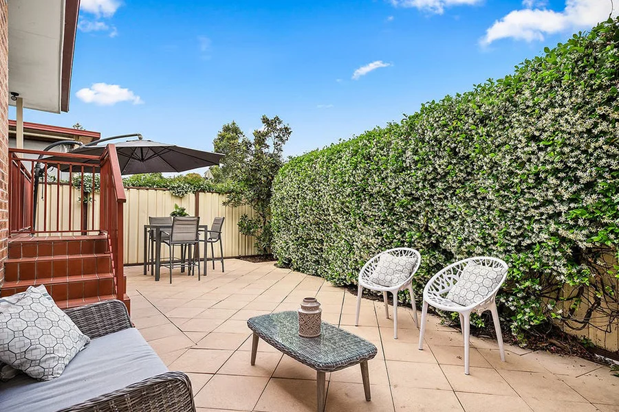 2/4B Coronation Road, Baulkham Hills NSW 2153