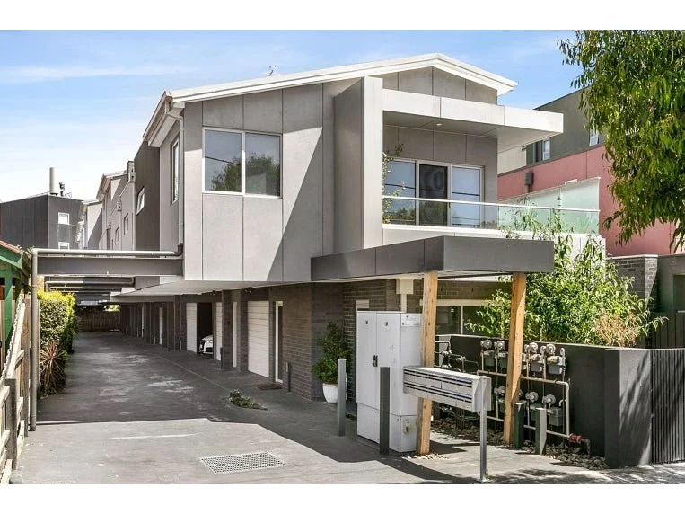 10/11 Winifred Street, Essendon VIC 3040