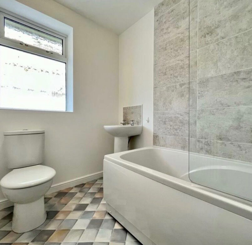 Additional image 21 of 2 Bed Bungalow, Garden Crescent, S60, N1 7GU