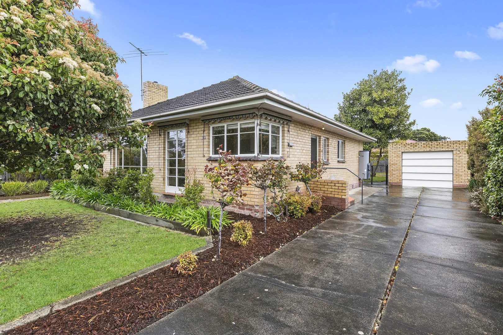 30 Gladstone Street, Hamlyn Heights VIC 3215