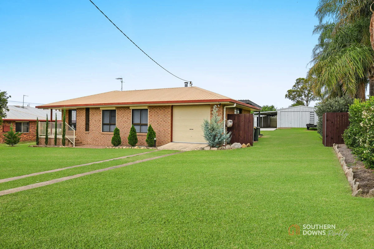 21 Peace Street, Warwick QLD 4370