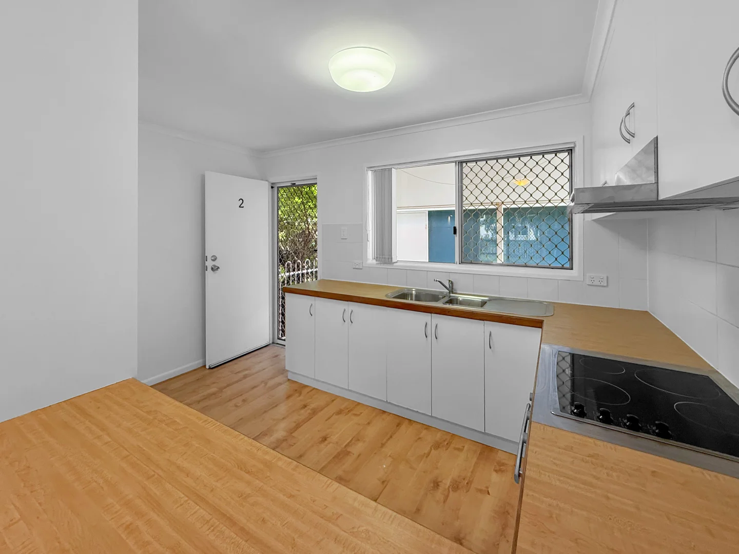 Additional image 6 of 2/17 Beach Road, Dolphin Heads QLD 4740