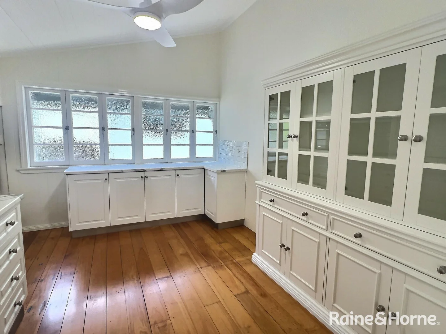 Additional image 4 of 213 Auckland Street, South Gladstone QLD 4680