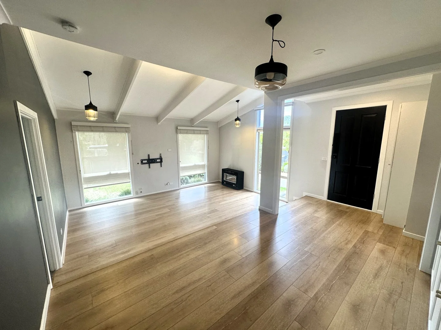 Additional image 3 of 201 Heatherhill Road, Frankston VIC 3199
