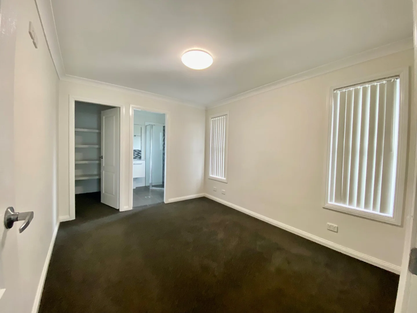 Additional image 4 of 2/2 Cambridge St, South Tamworth NSW 2340