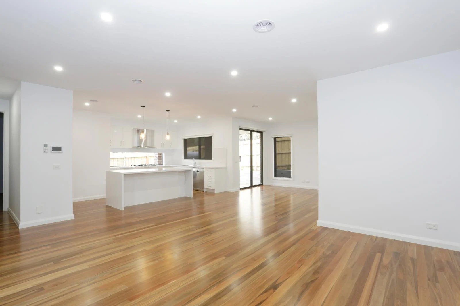 2/22 Anthony Drive, Mount Waverley VIC 3149