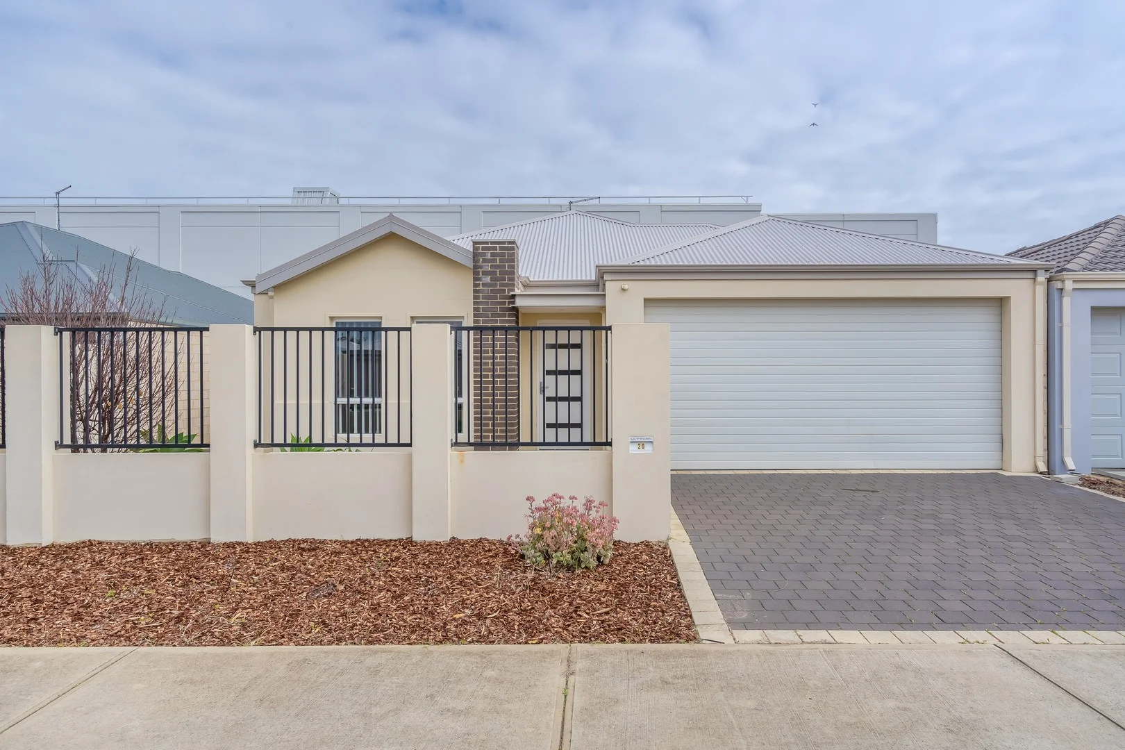 20 Illyarrie Avenue, Falcon WA 6210