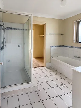Additional image 11 of 9 Dellvene Crescent, Rosewood QLD 4340