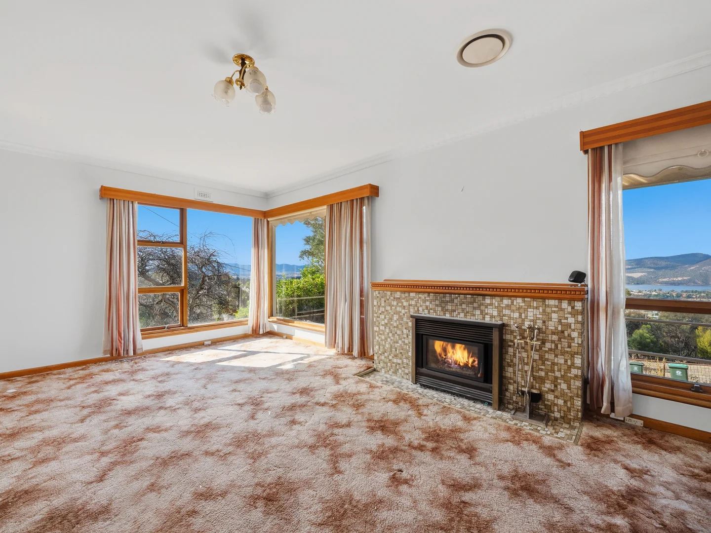 Additional image 3 of 43 Russell Road, Claremont TAS 7011