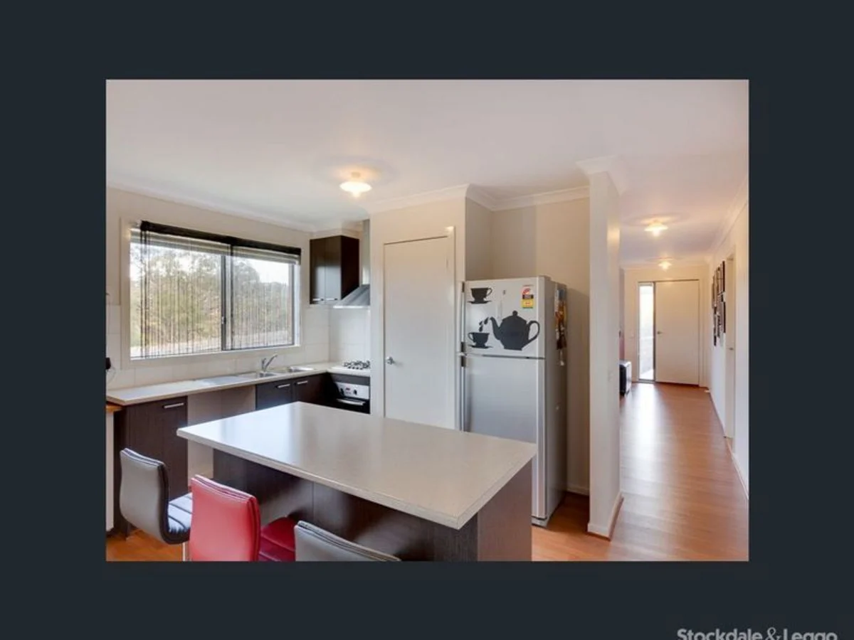 7 Quamby Mews, Bacchus Marsh VIC 3340 photo 3