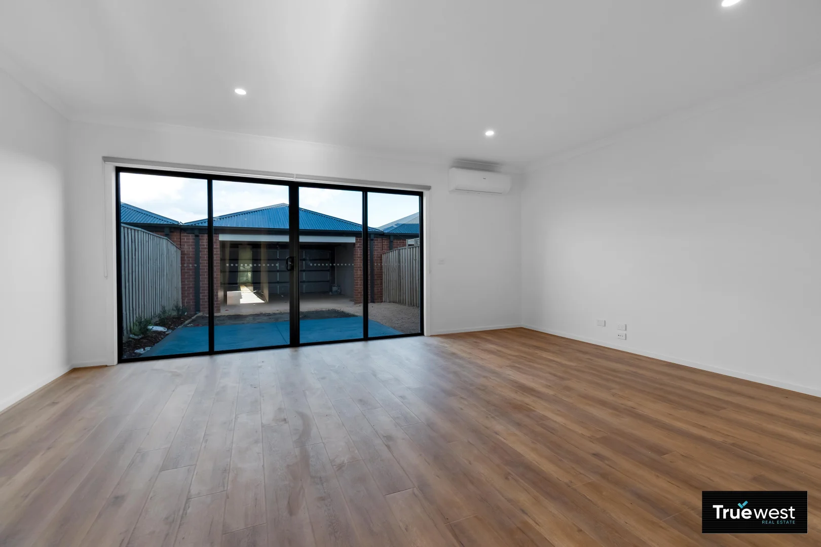 Additional image 3 of 11 Aviana Walk, Wyndham Vale VIC 3024