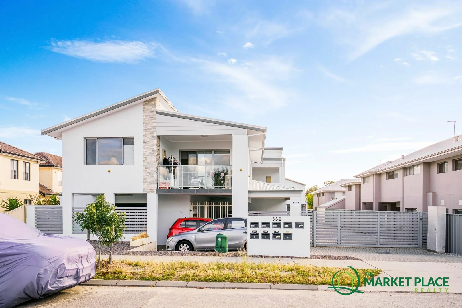 5/360 hardey road, Cloverdale WA 6105