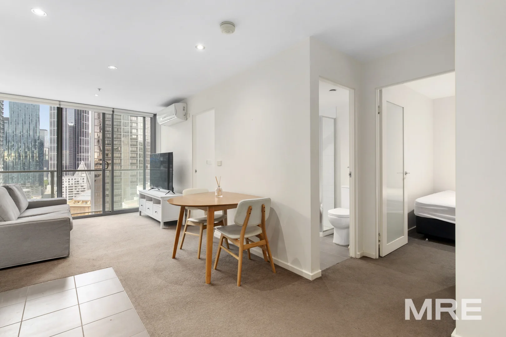 Additional image 2 of 2103/8 Exploration Lane, Melbourne VIC 3000