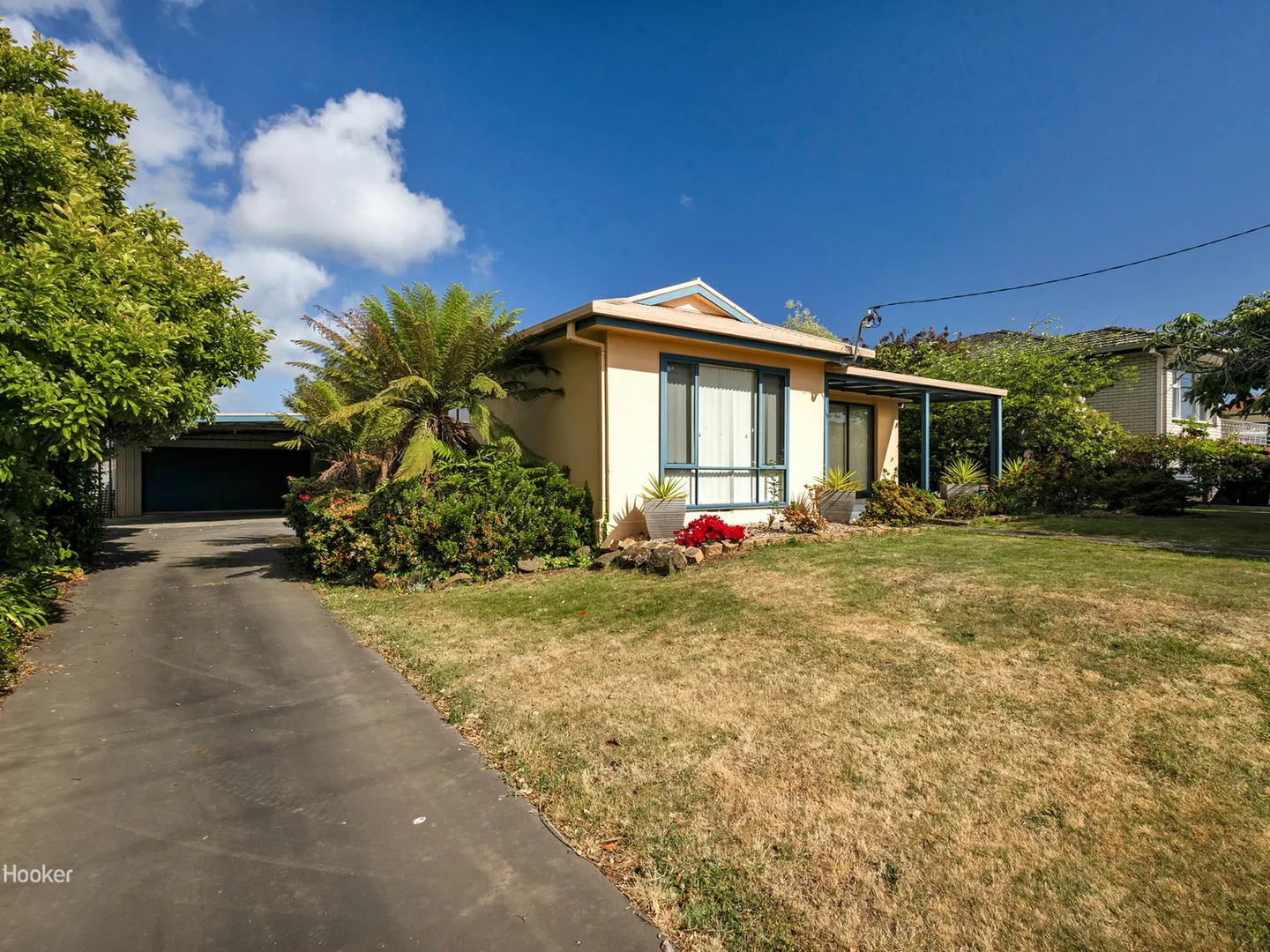 82 Hillcrest Road, Devonport TAS 7310