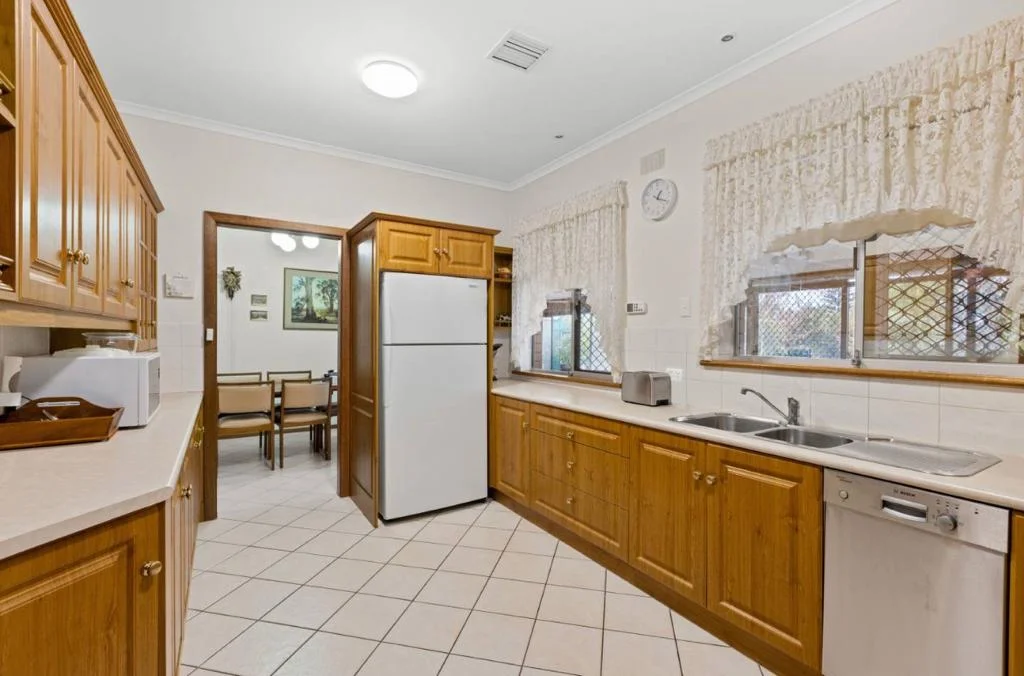 Additional image 5 of 14 Nanette Road, Valley View SA 5093